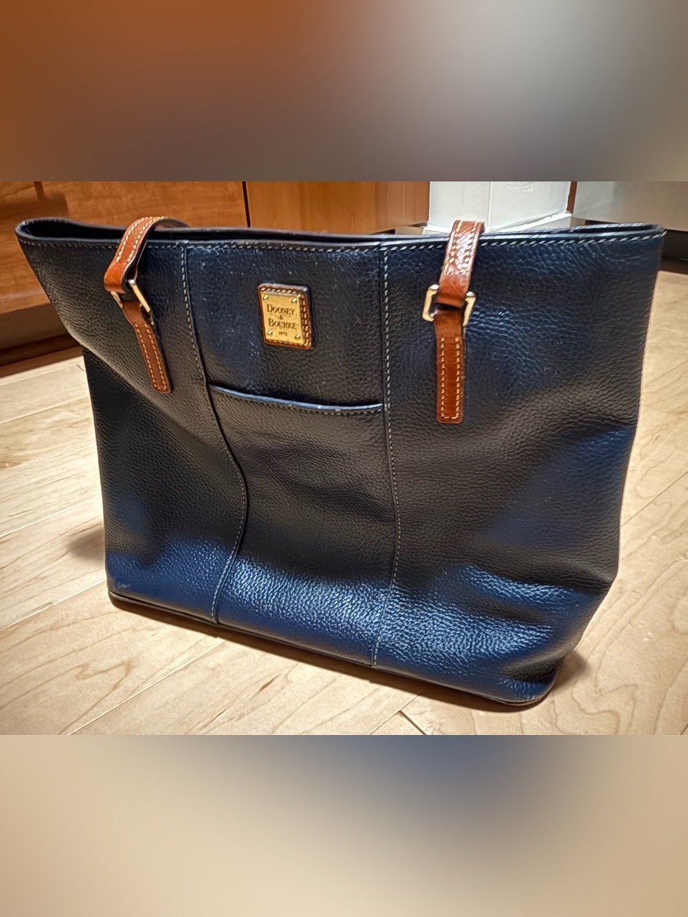 Dooney & Bourke Lexington Tote Bag Navy Blue Brown Strap Pebble Grain Leather